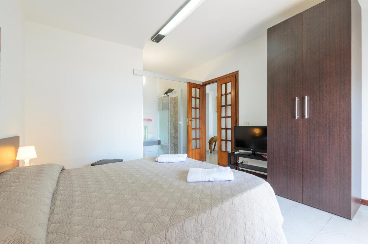 سانتا تيريزا دي ريفا Marina D'Agro Residence المظهر الخارجي الصورة